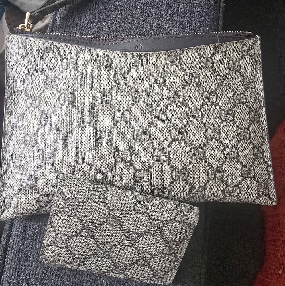 Signature Tan Mohonagy Classic Monogram Clutch Pouch Wallet Set